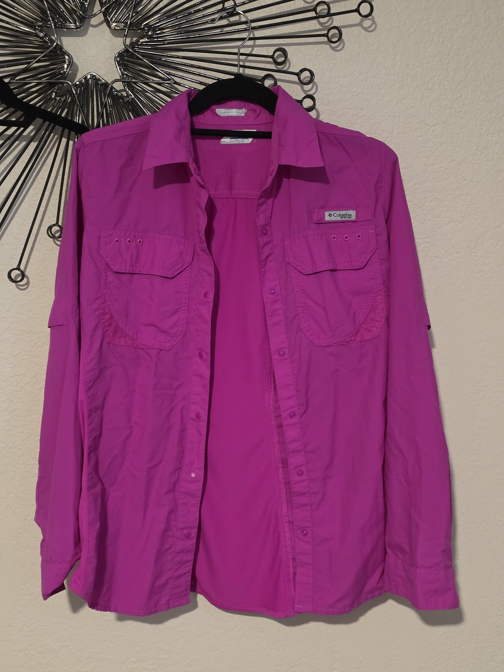 Columbia Bright Pink Fuchsia women's Omni long-sleeve